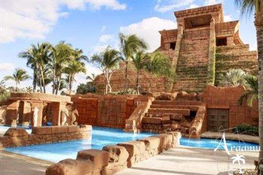 Bahamák, Atlantis Coral Towers****