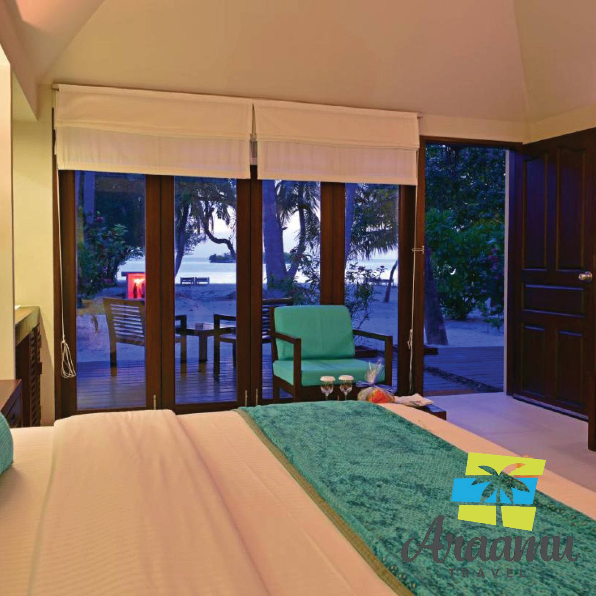 Maldív-szigetek, Adaaran Select Hudhuran Fushi****